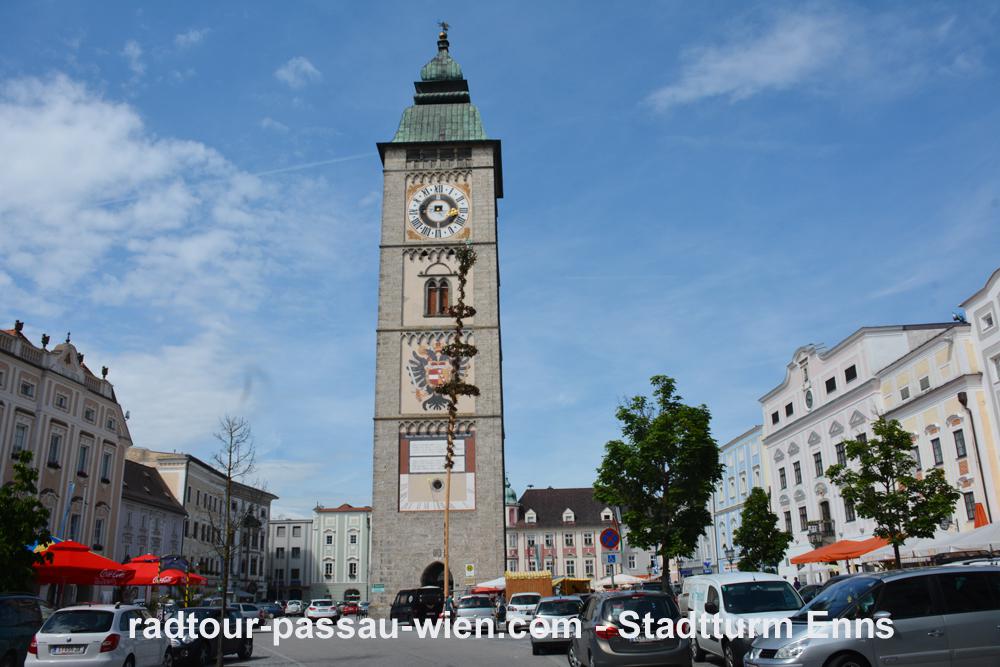 Cycling Passau-Vienna - Enns town tower